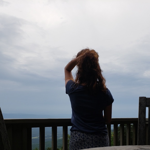 Meet your Posher, Ashley - Picture 1 of 1